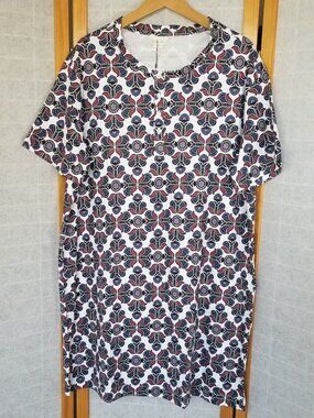 New Vera Bradley Sleep Shirt Graphic Tile Print NWT Large